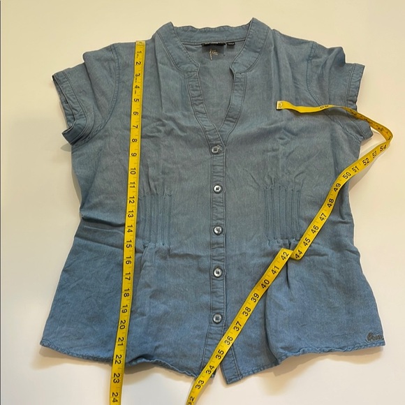 Kavu Button Down Fitted Top with Mandarin Collar - Picture 5 of 6